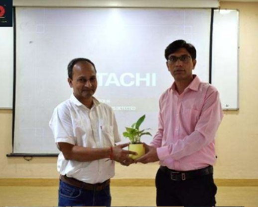 Guest lecture on Modern Approaches to Big Data Analytics using Hadoopandmap reduce