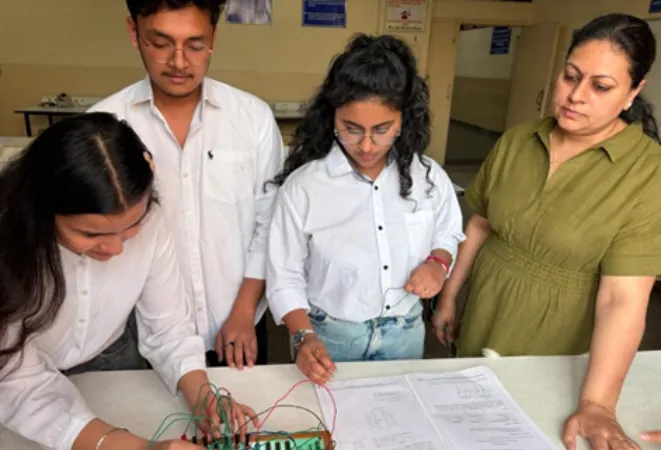 The Digital  Electronics lab 